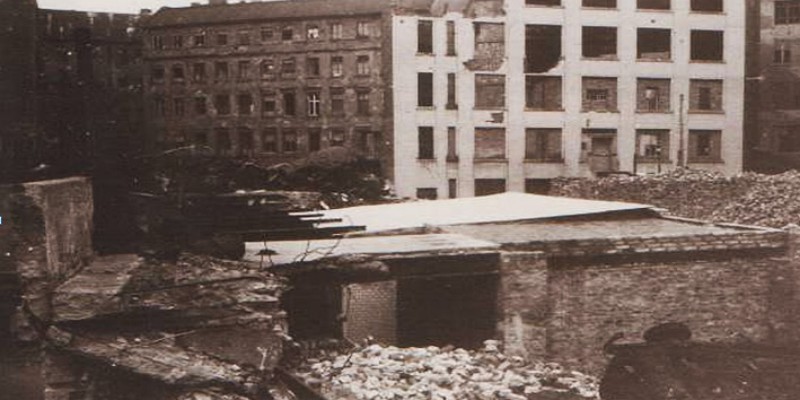 1944 - Aus der Traum! Totalschaden in der Urbanstr. 96